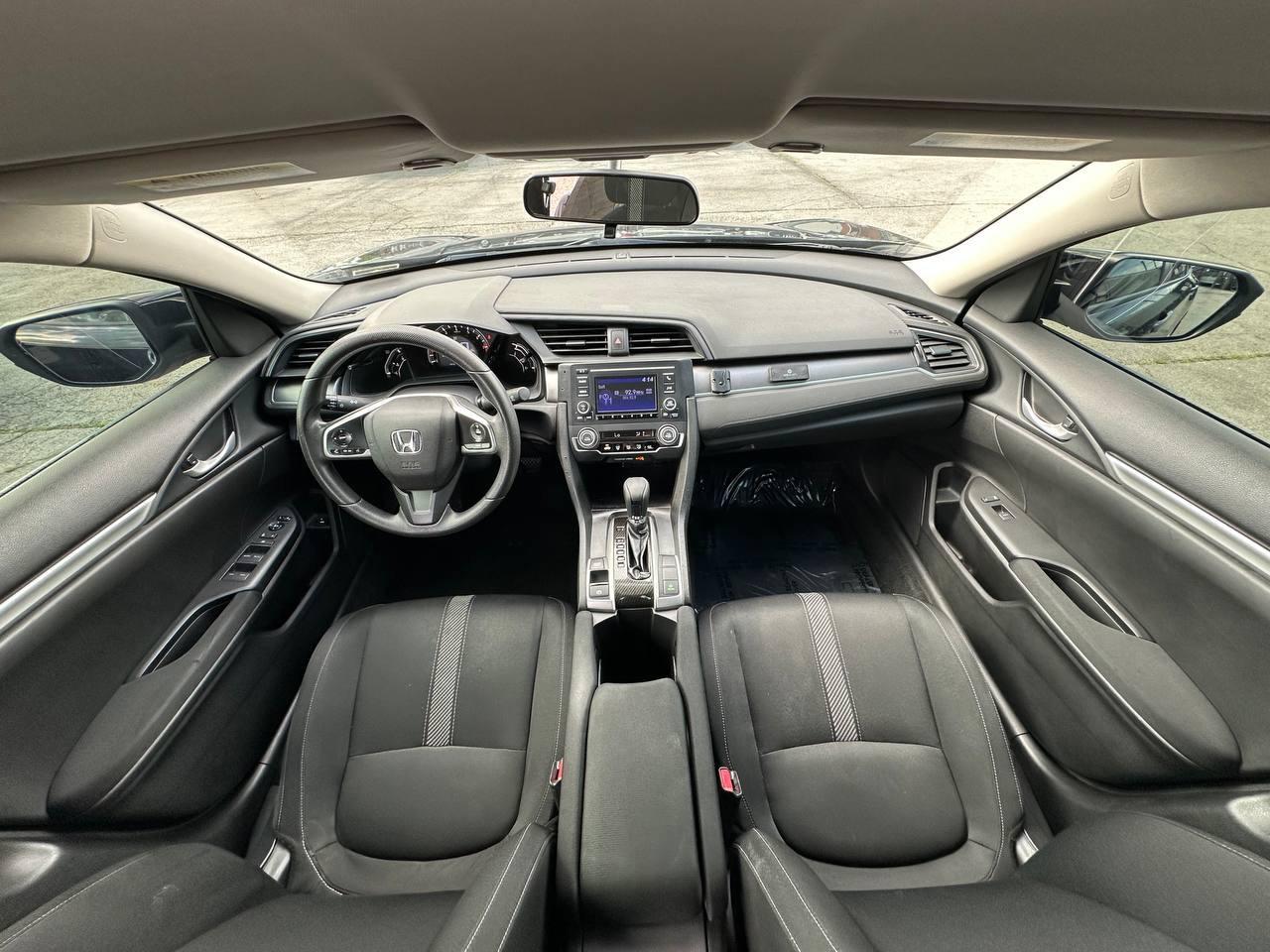 Honda Civic LX Sedan CVT 2016
