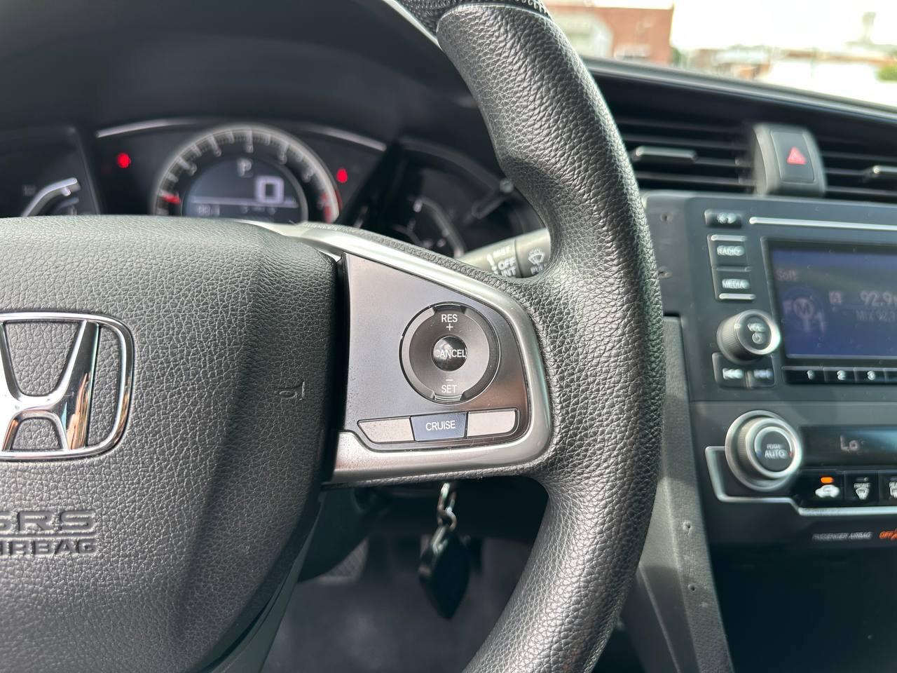 Honda Civic LX Sedan CVT 2016