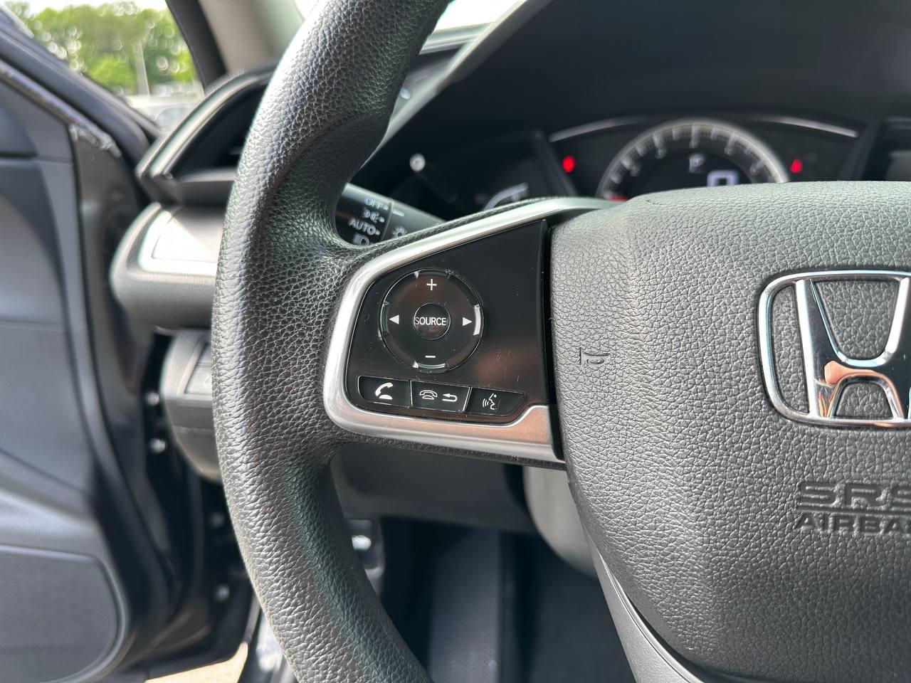 Honda Civic LX Sedan CVT 2016