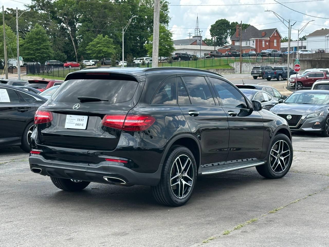 Mercedes-Benz GLC-Class GLC300 2019
