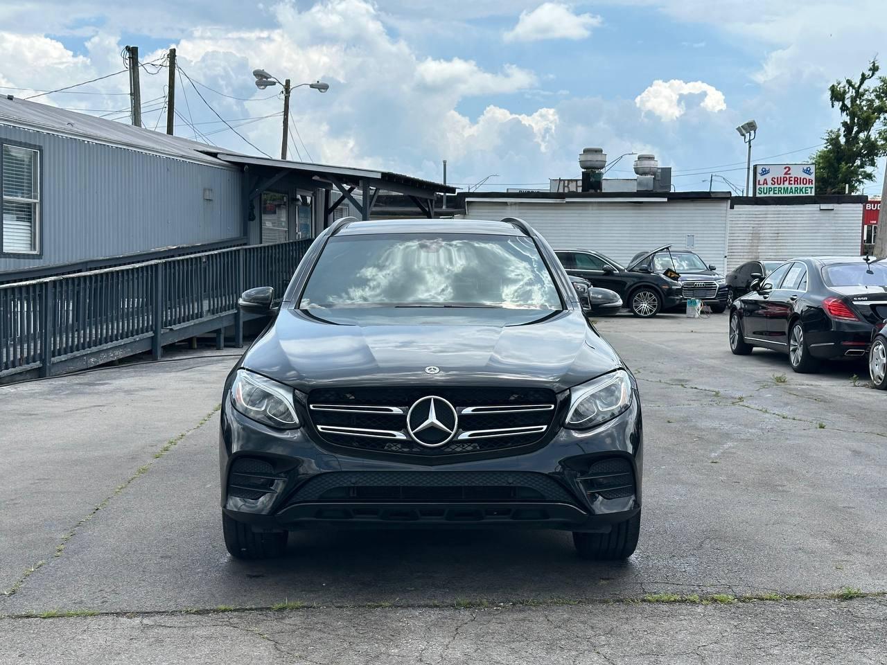 Mercedes-Benz GLC-Class GLC300 2019