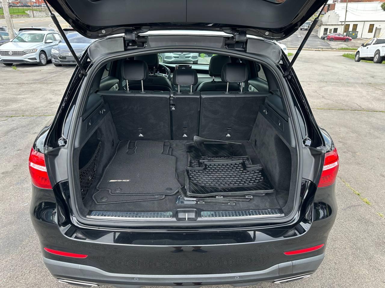 Mercedes-Benz GLC-Class GLC300 2019