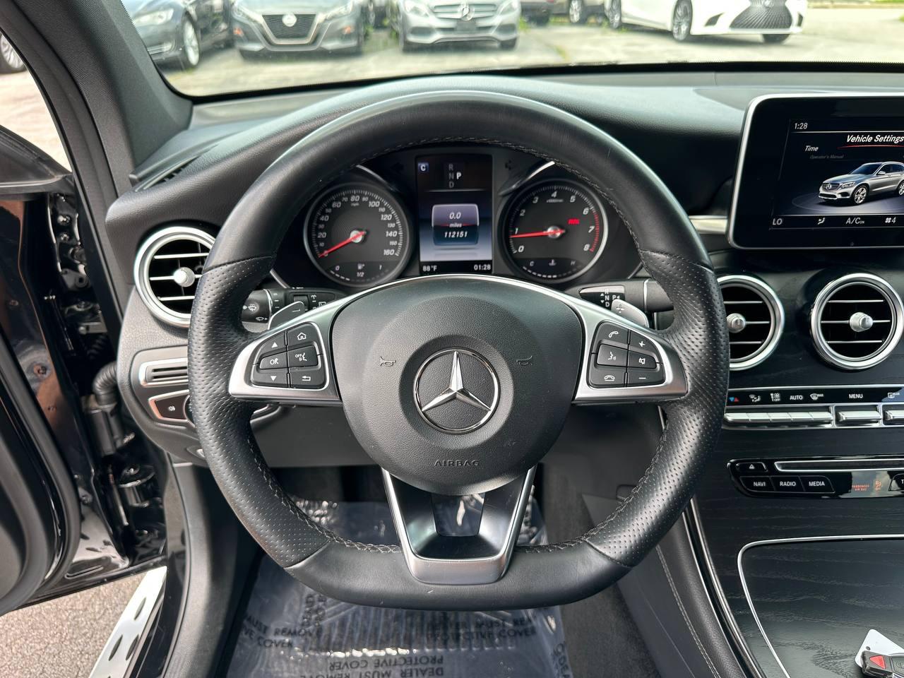 Mercedes-Benz GLC-Class GLC300 2019