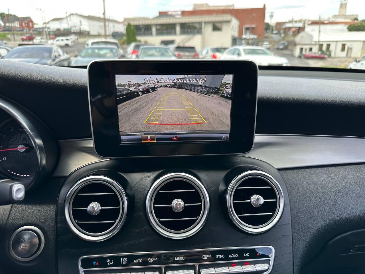 Mercedes-Benz GLC-Class GLC300 2019