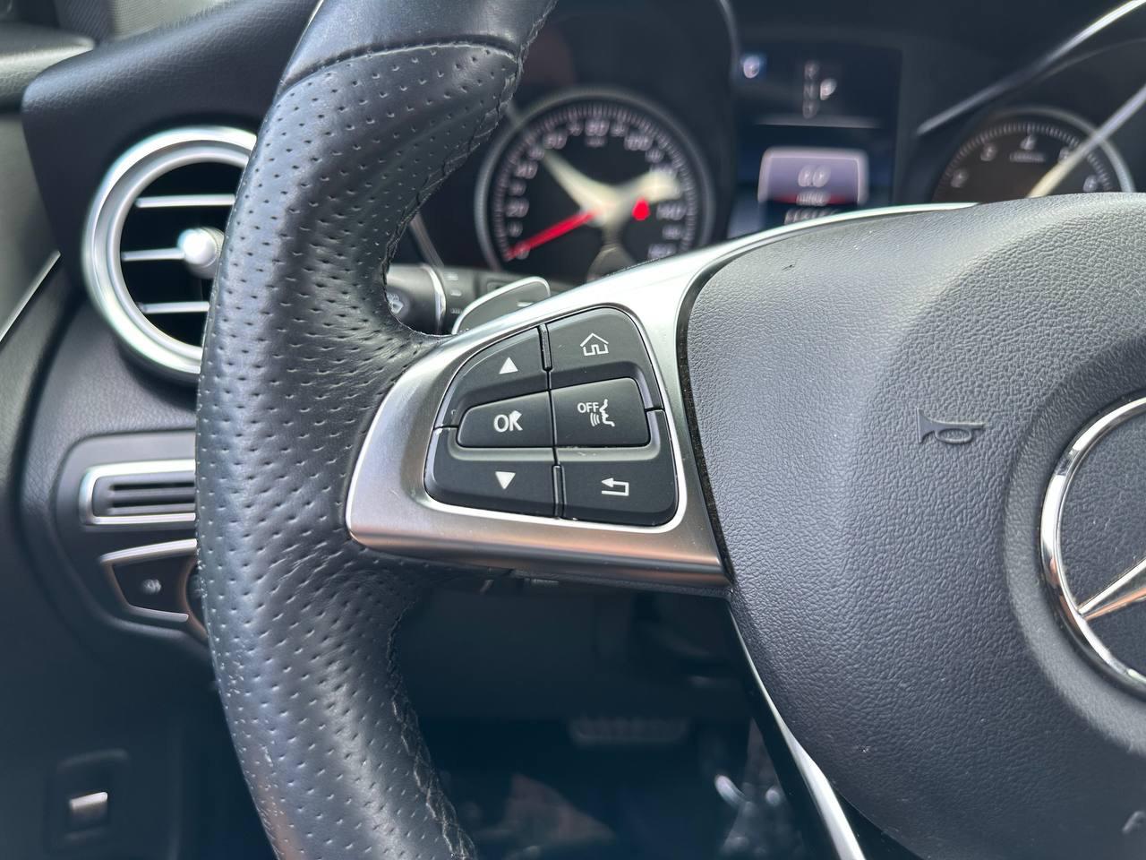 Mercedes-Benz GLC-Class GLC300 2019