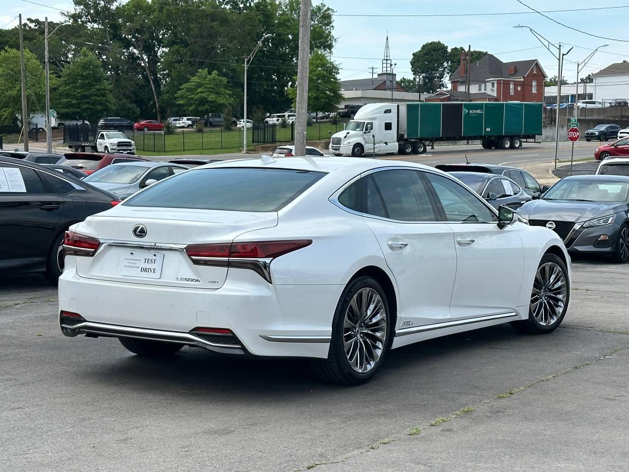 Lexus LS 500h AWD 2018