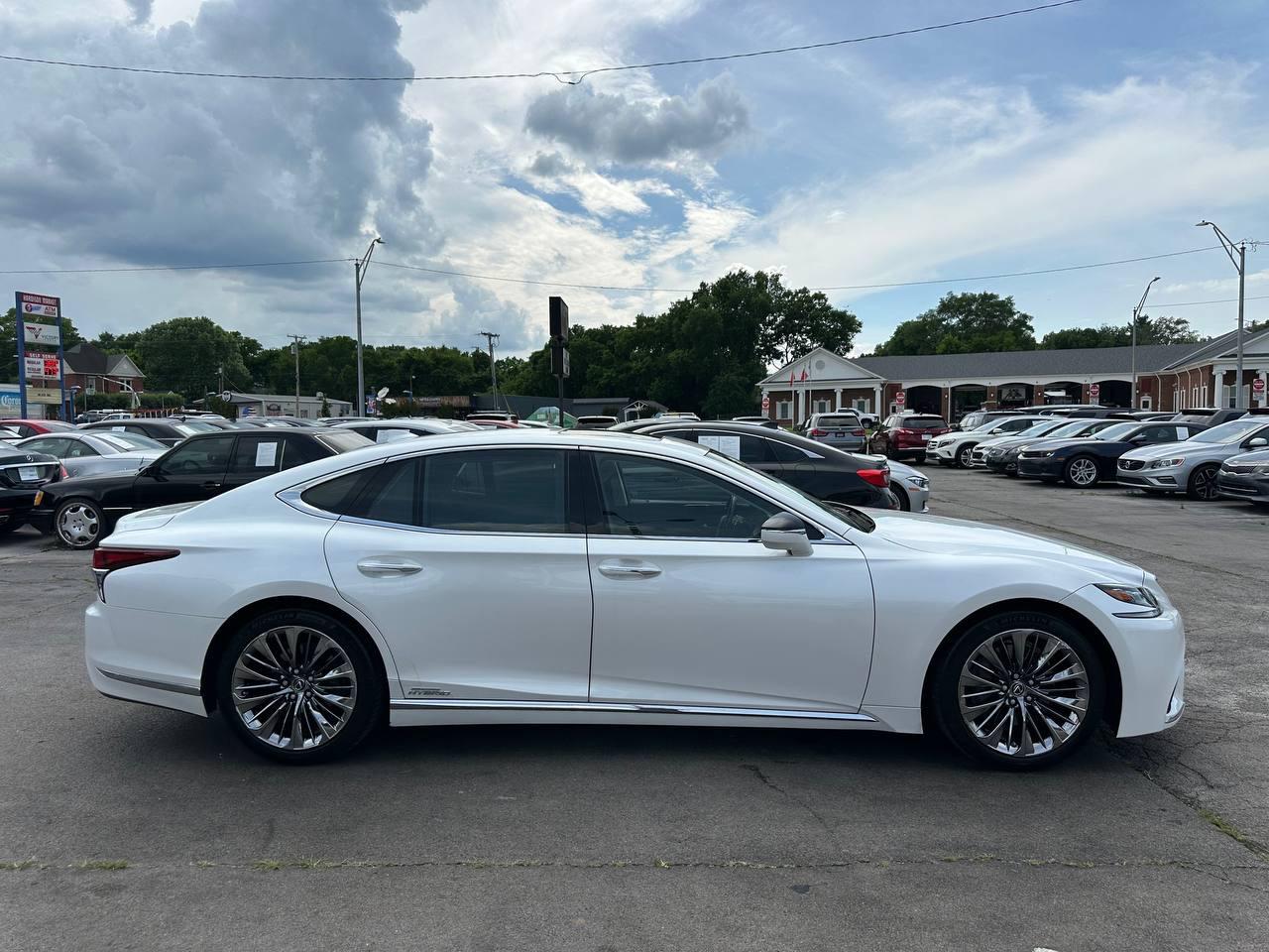 Lexus LS 500h AWD 2018