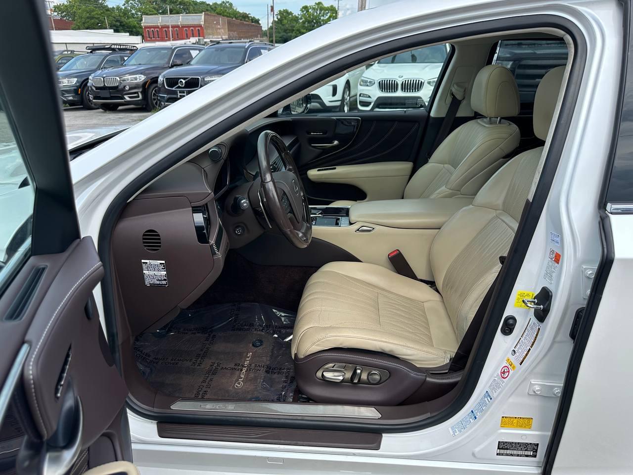 Lexus LS 500h AWD 2018