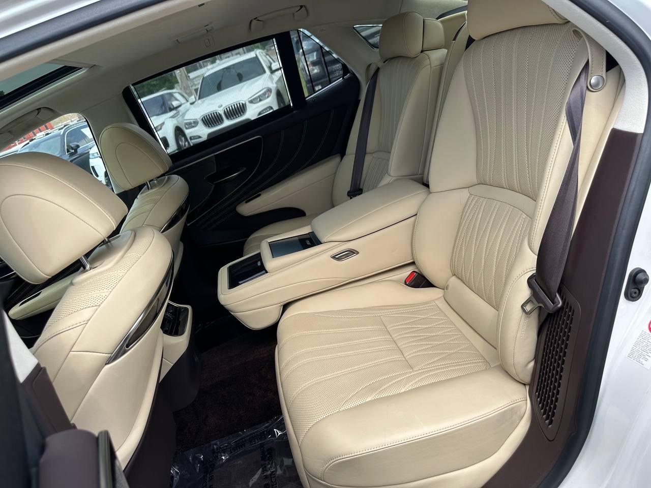 Lexus LS 500h AWD 2018