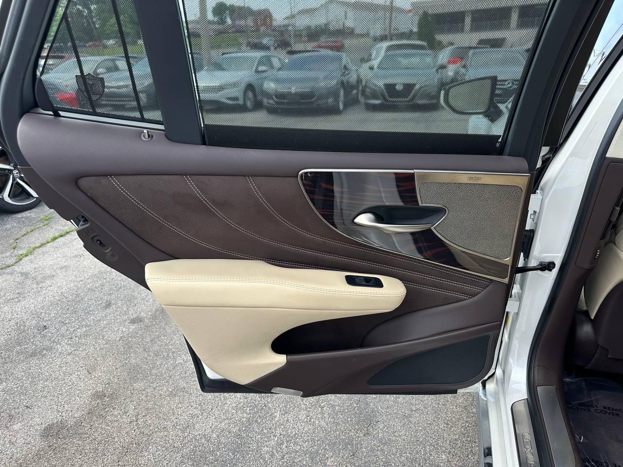 Lexus LS 500h AWD 2018