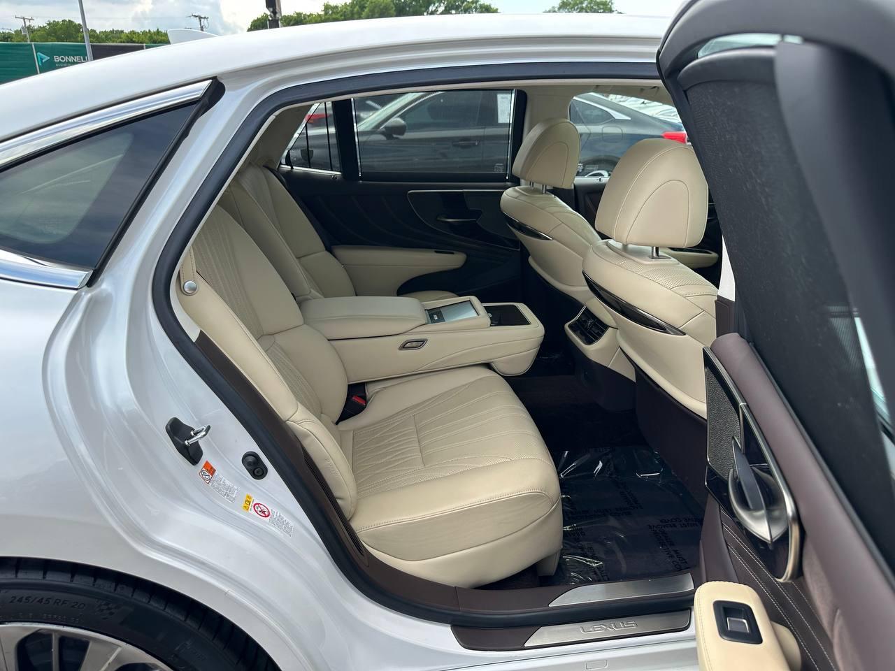Lexus LS 500h AWD 2018
