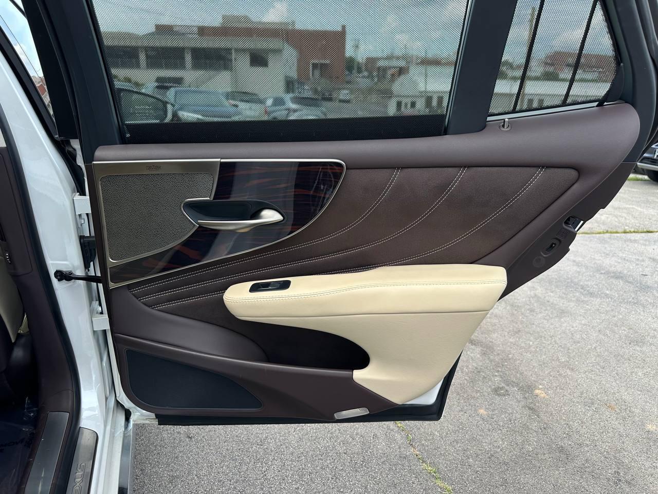 Lexus LS 500h AWD 2018
