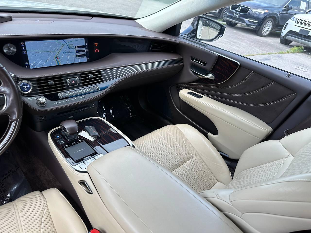 Lexus LS 500h AWD 2018