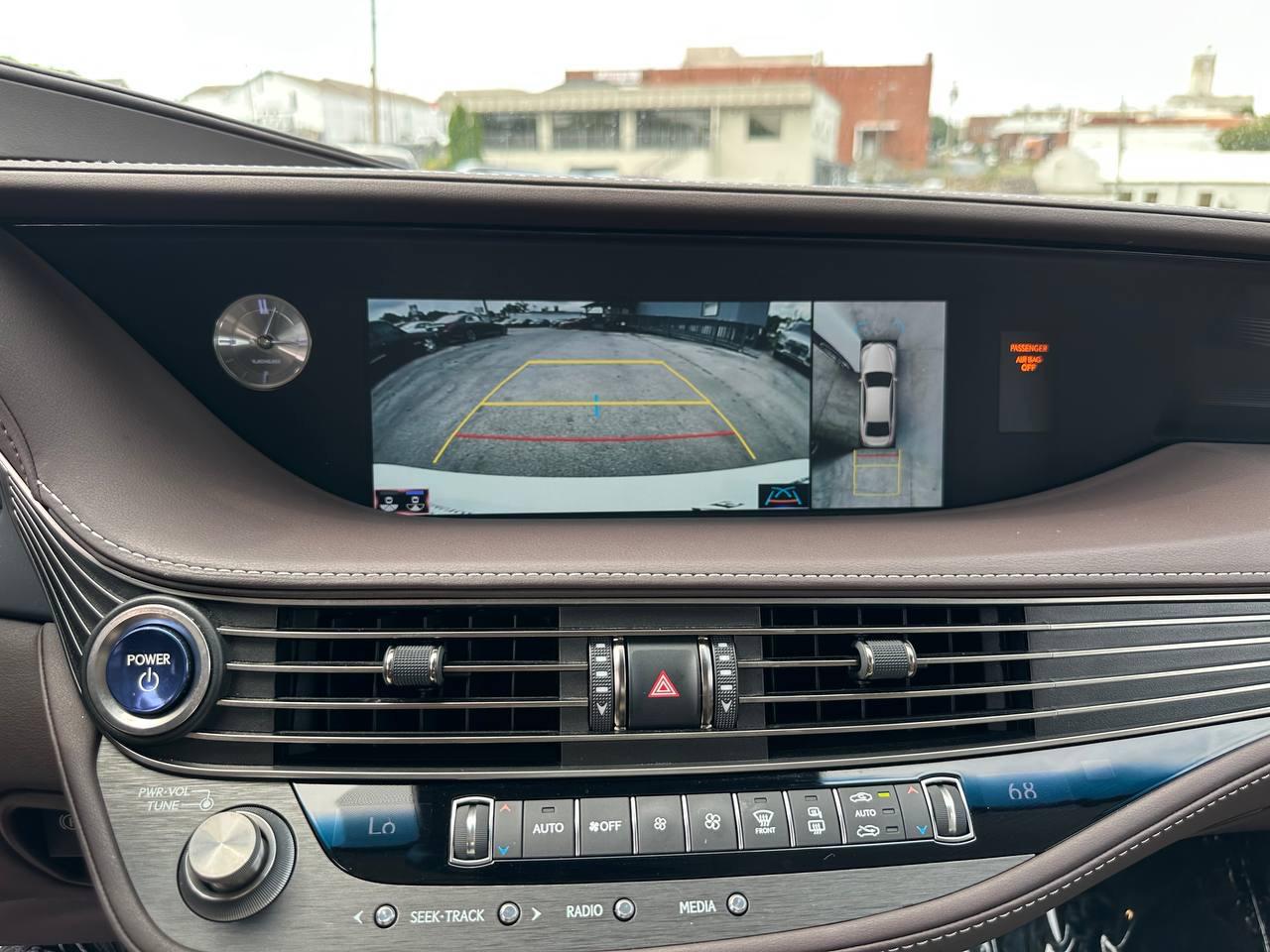 Lexus LS 500h AWD 2018