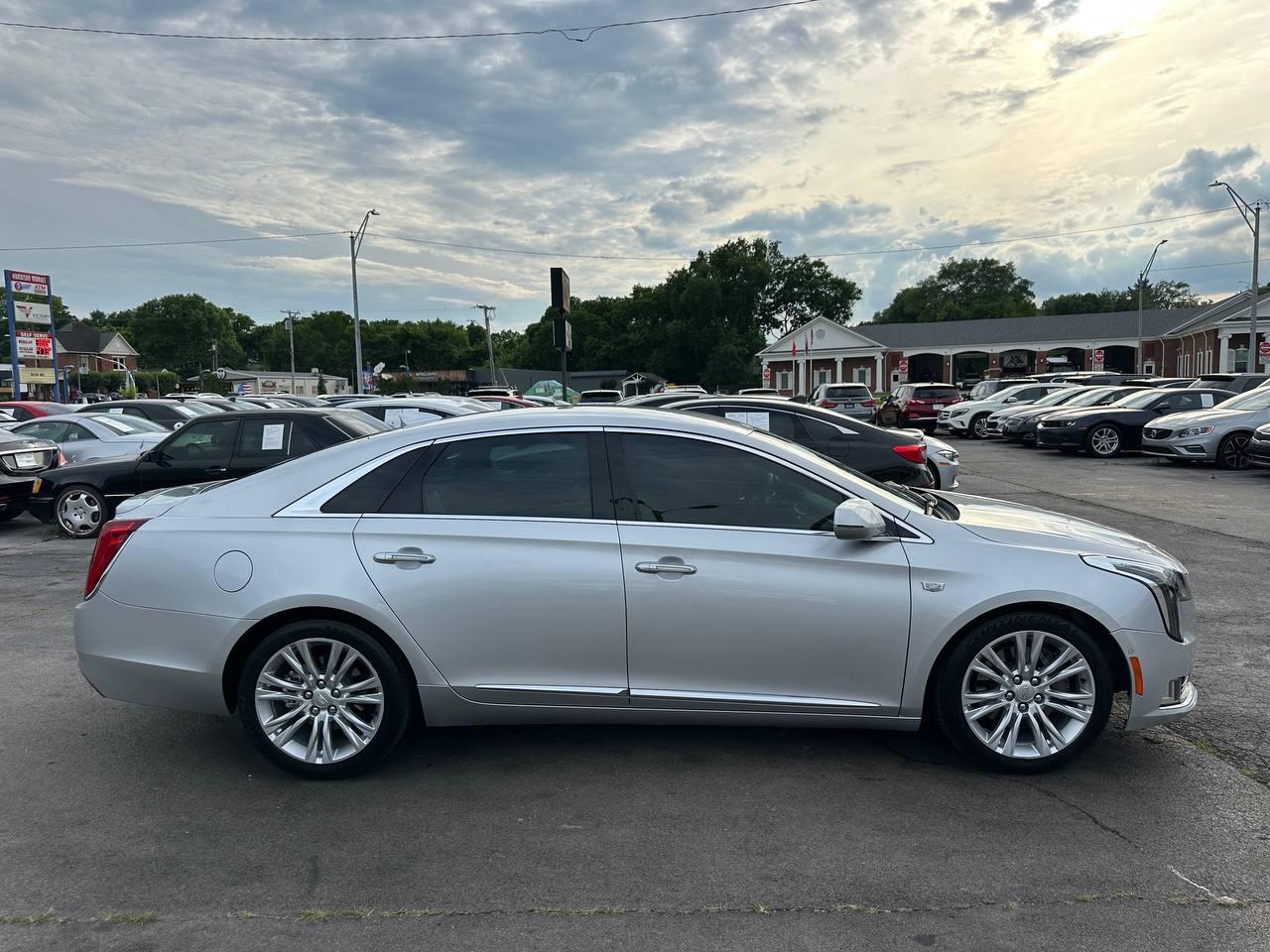 Cadillac XTS Luxury FWD 2019