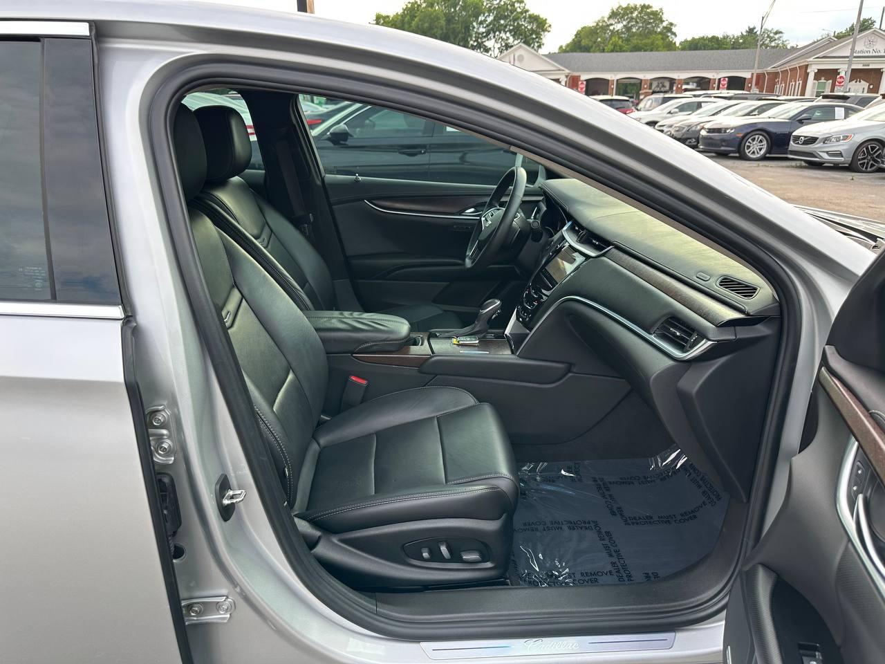 Cadillac XTS Luxury FWD 2019