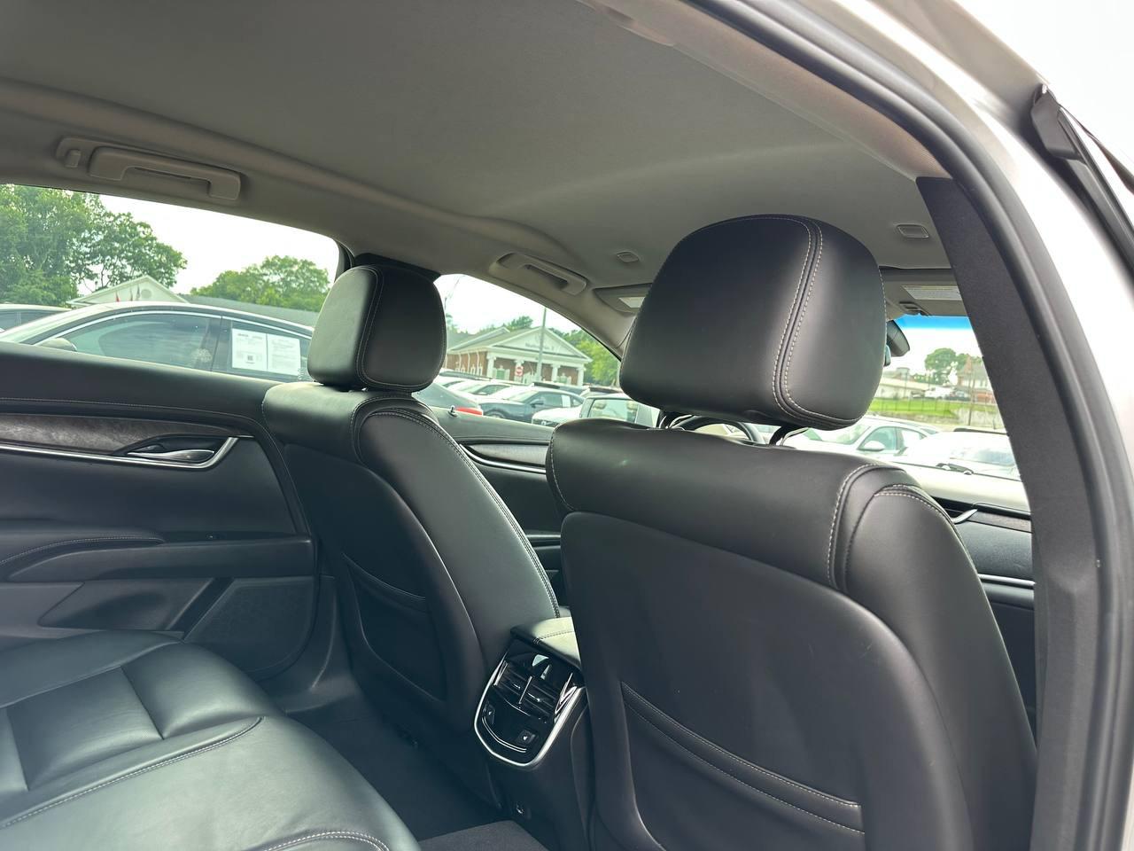 Cadillac XTS Luxury FWD 2019