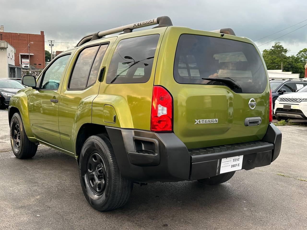 Nissan Xterra S 2WD 2011