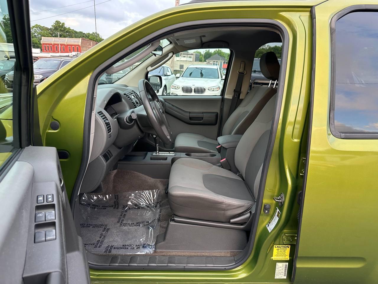 Nissan Xterra S 2WD 2011