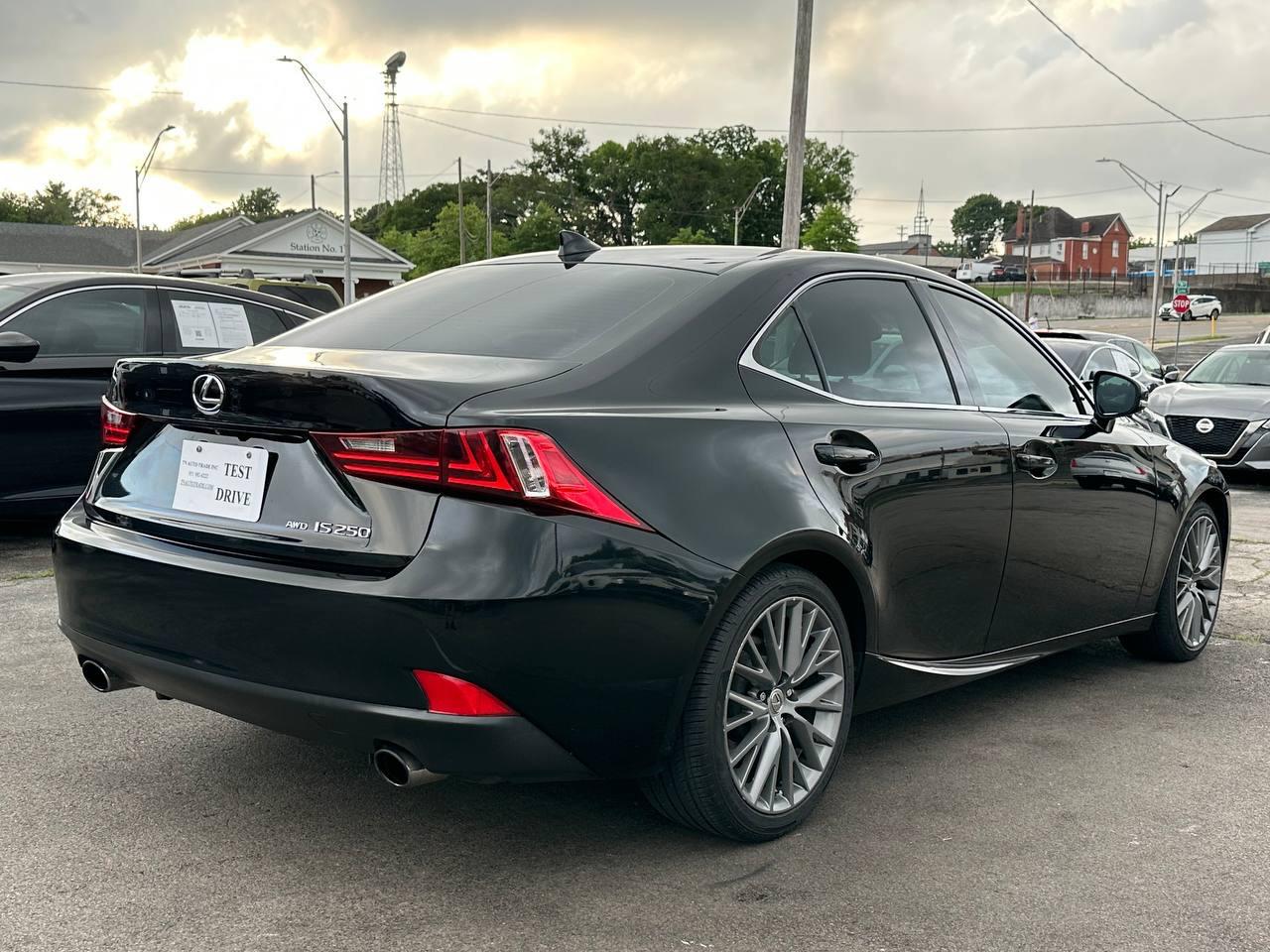Lexus IS 250 AWD 2014