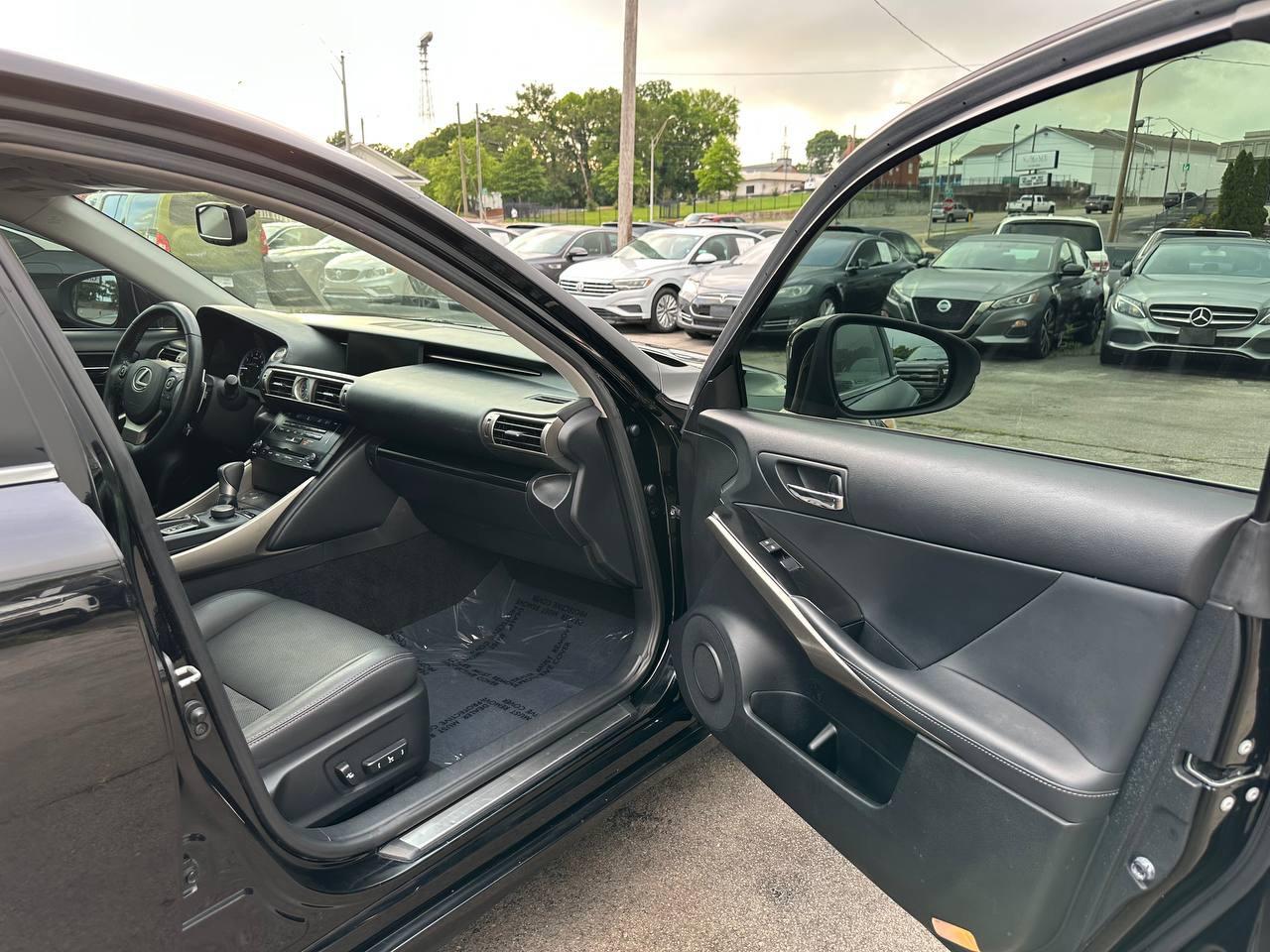 Lexus IS 250 AWD 2014