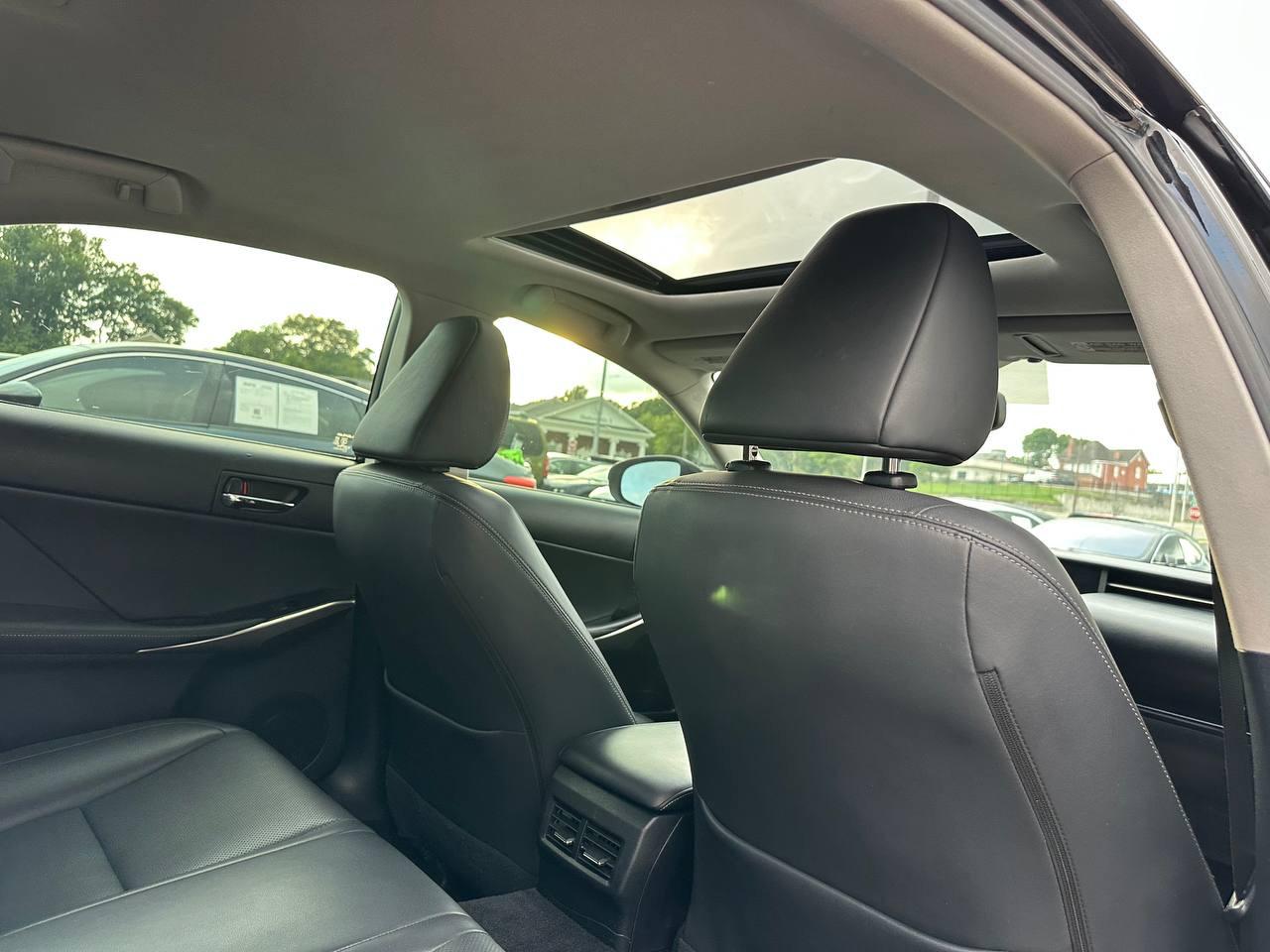 Lexus IS 250 AWD 2014