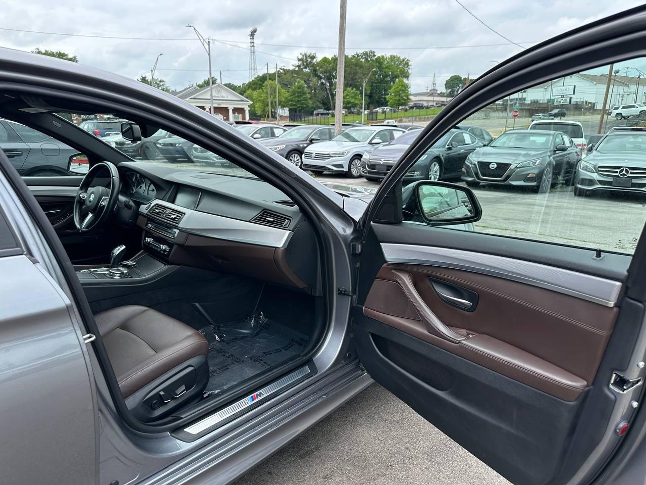 BMW 5-Series 535i xDrive 2016