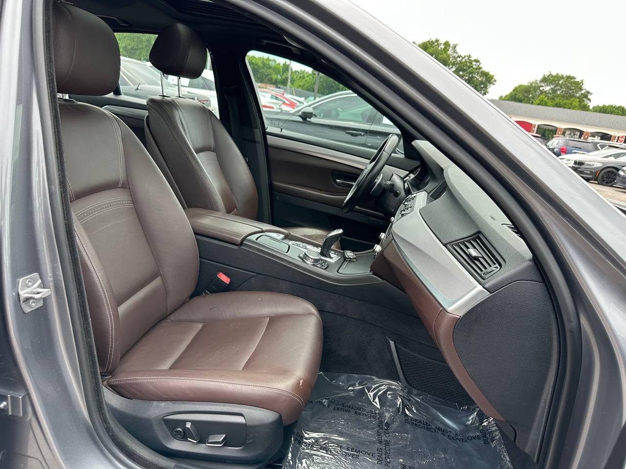 BMW 5-Series 535i xDrive 2016