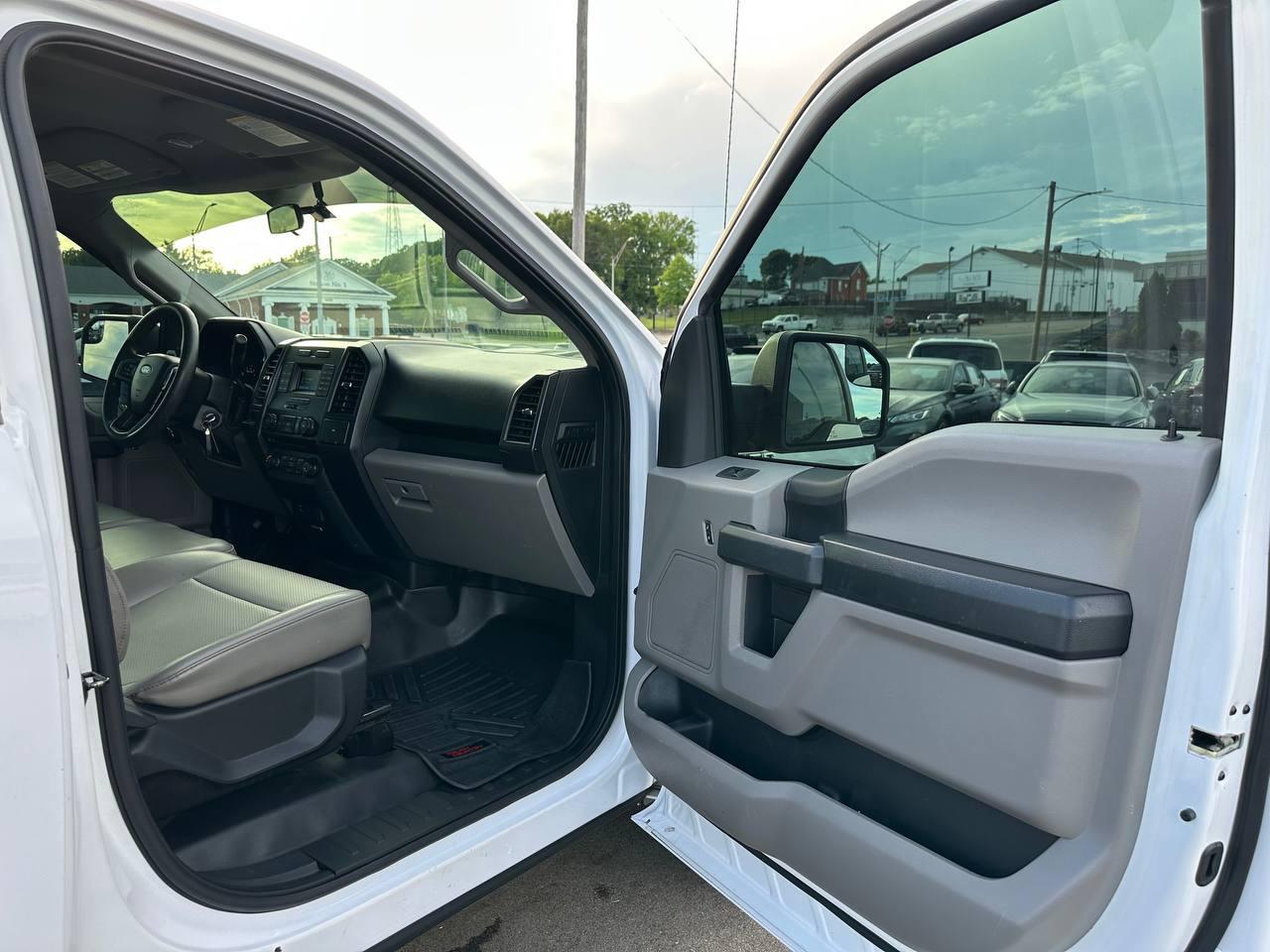 Ford F-150 XL 6.5-ft. Bed 2WD 2017