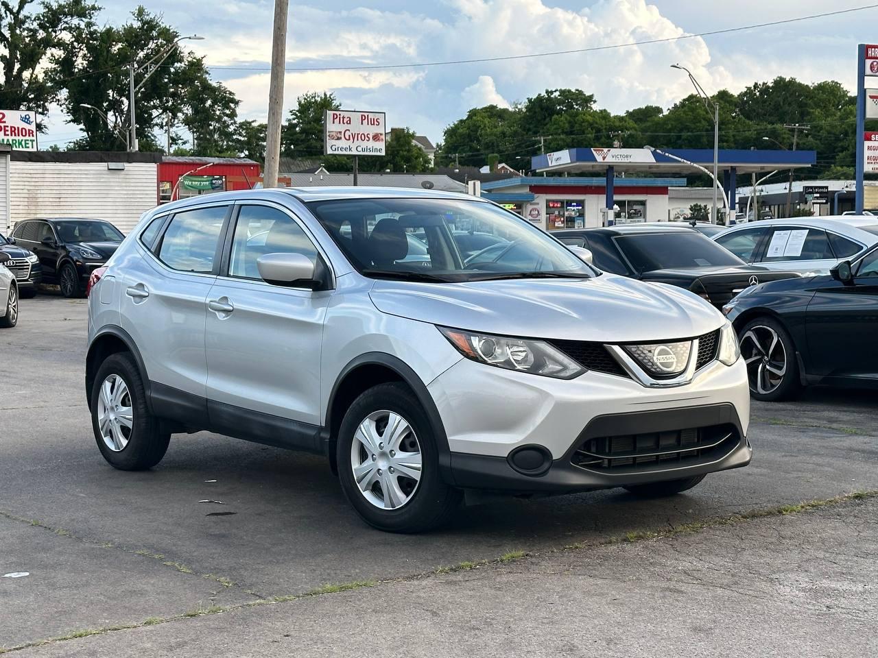 Nissan Rogue Sport S 2018