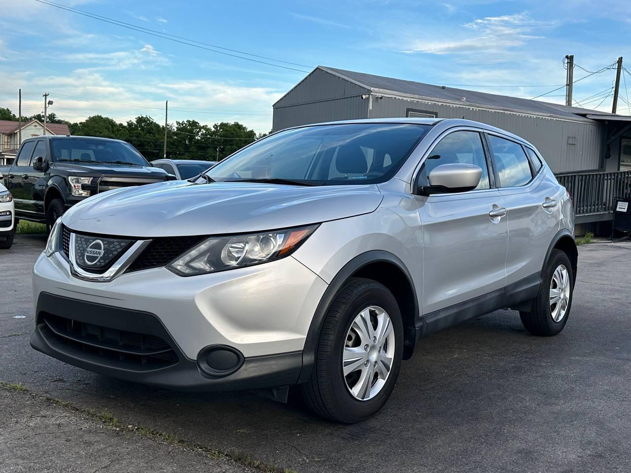 Nissan Rogue Sport S 2018