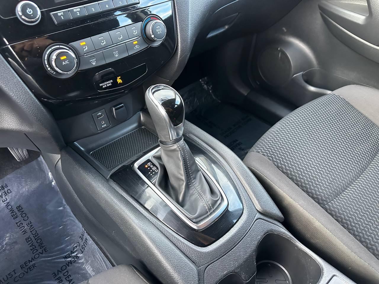 Nissan Rogue Sport S 2018