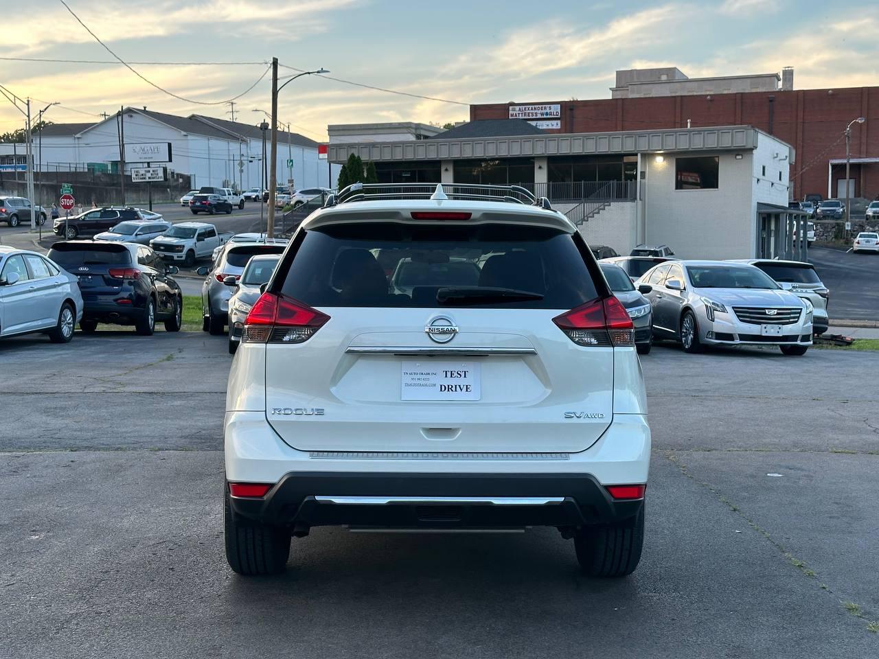 Nissan Rogue SV AWD 2017