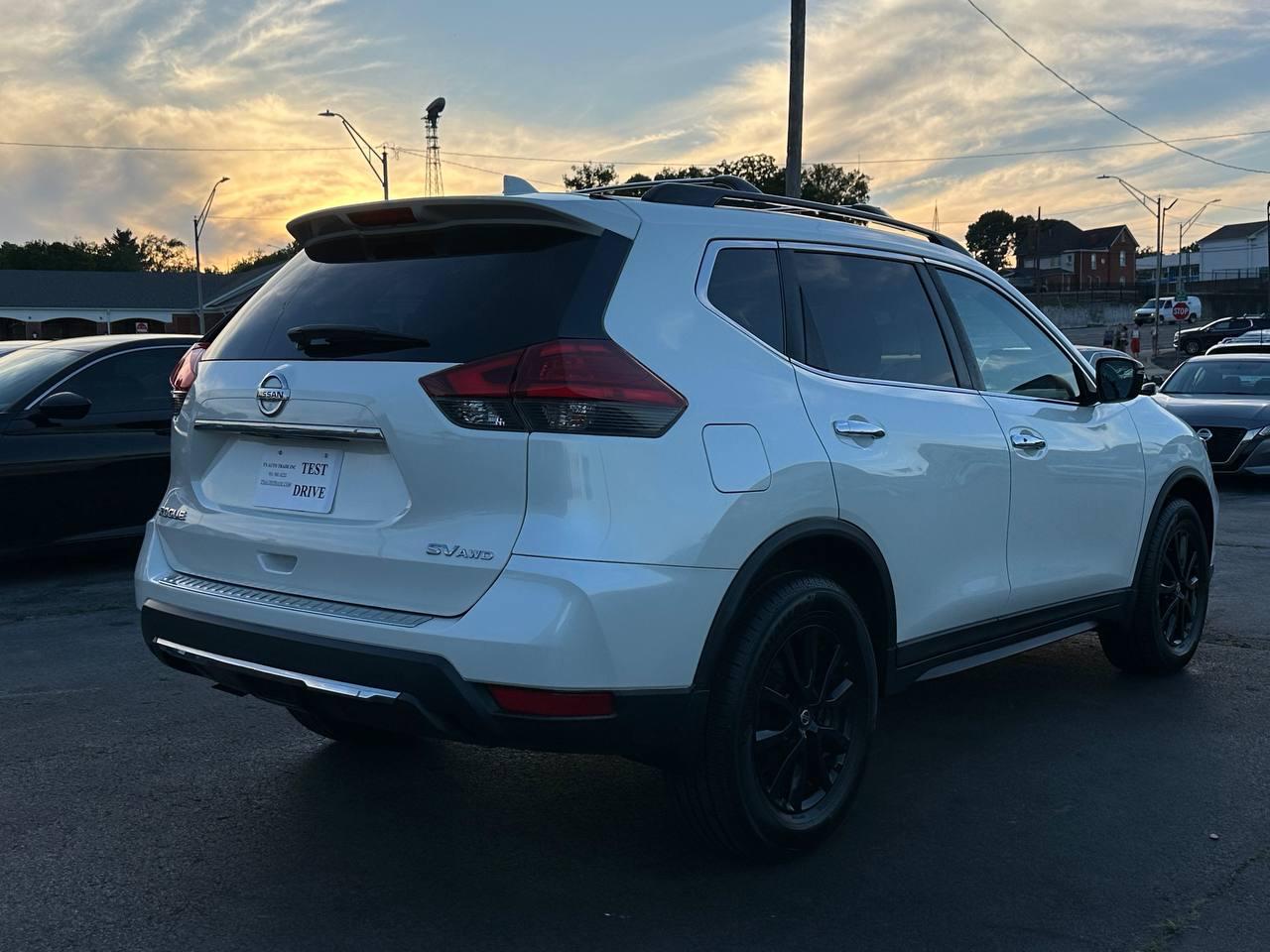 Nissan Rogue SV AWD 2017