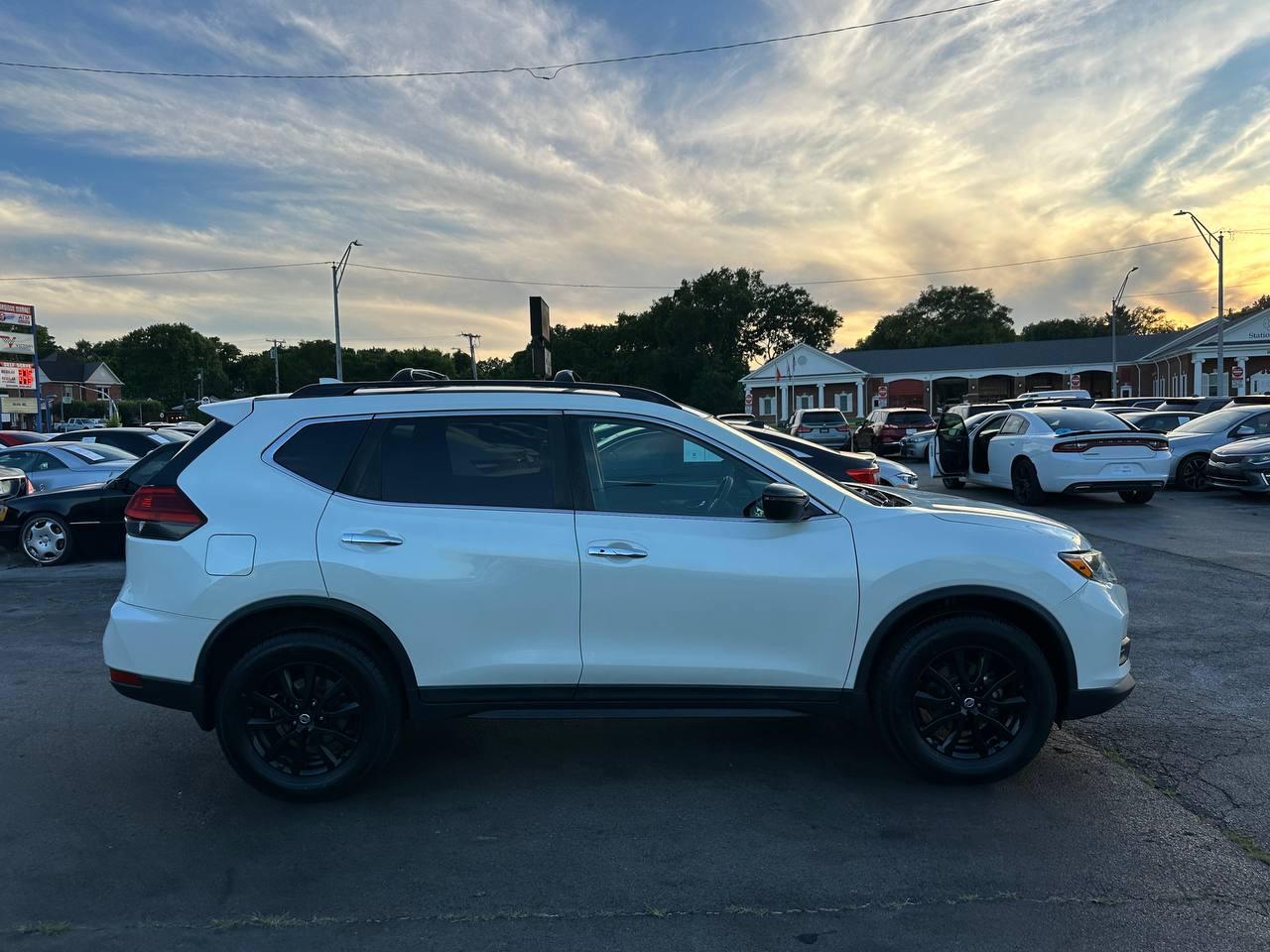 Nissan Rogue SV AWD 2017
