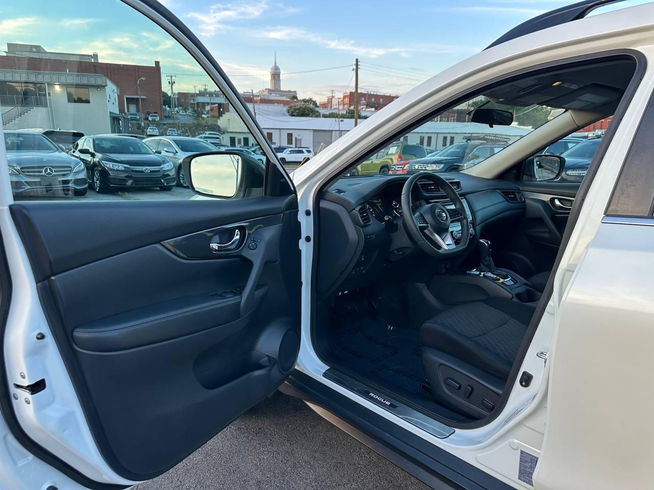 Nissan Rogue SV AWD 2017