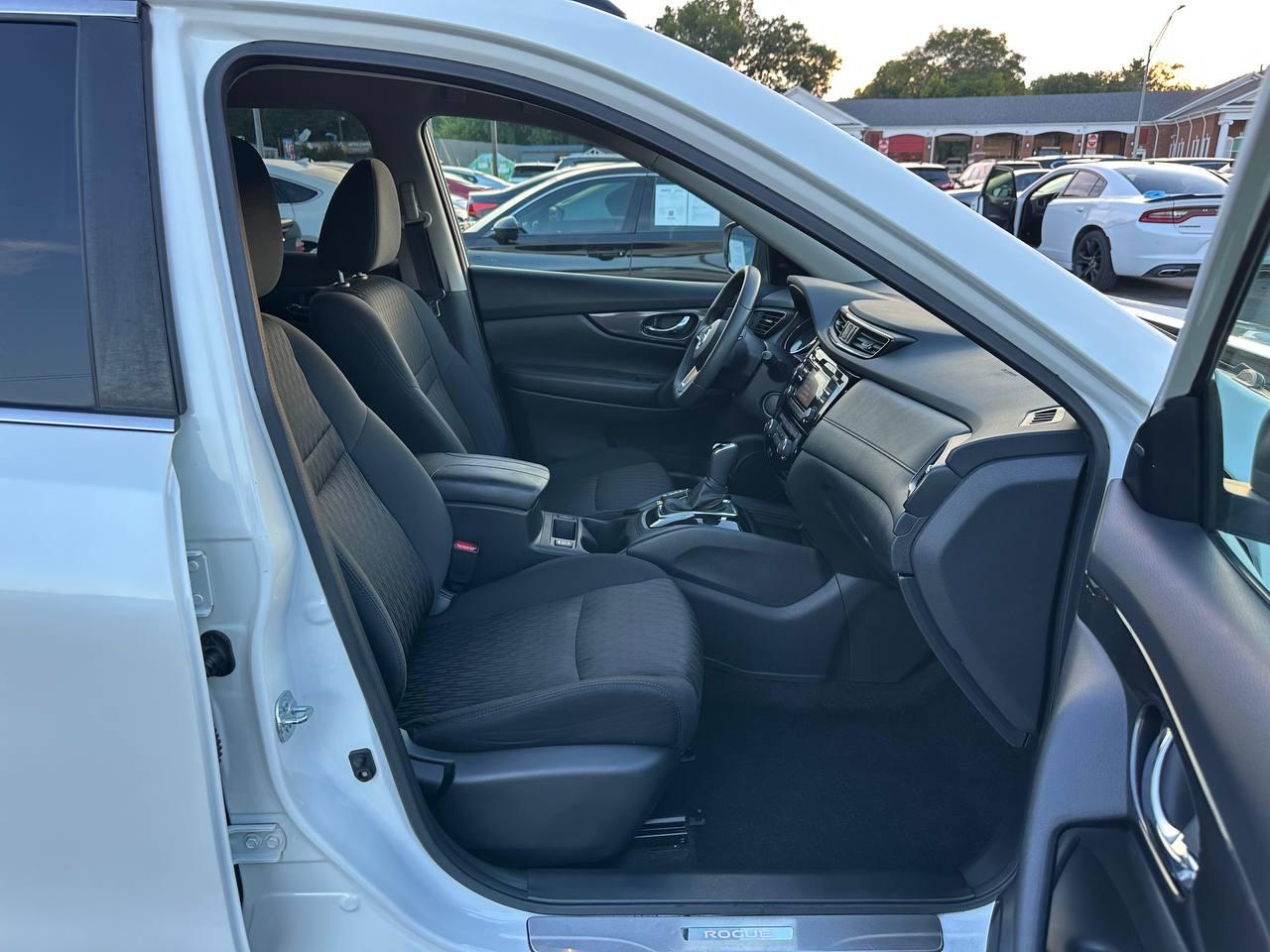 Nissan Rogue SV AWD 2017