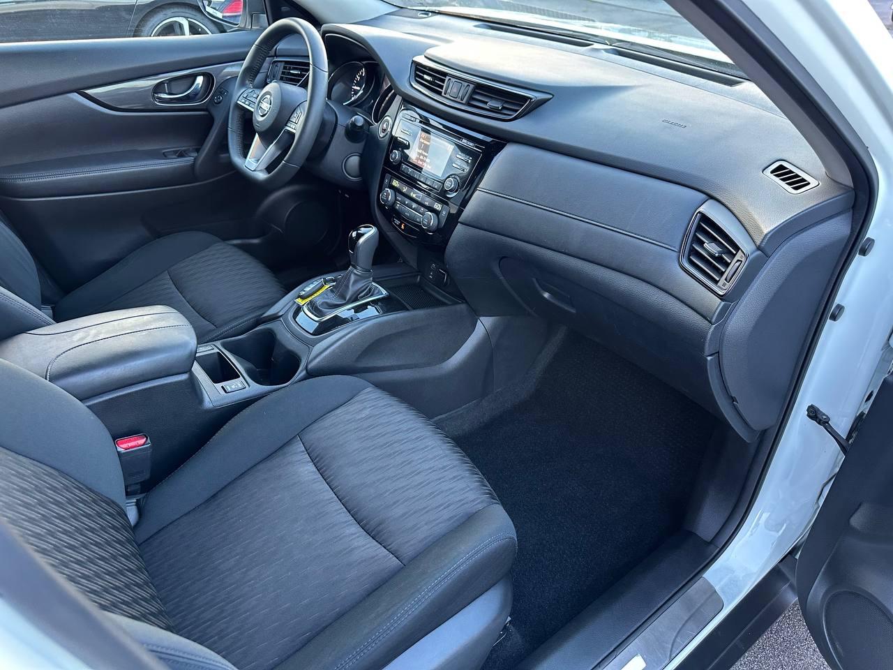 Nissan Rogue SV AWD 2017