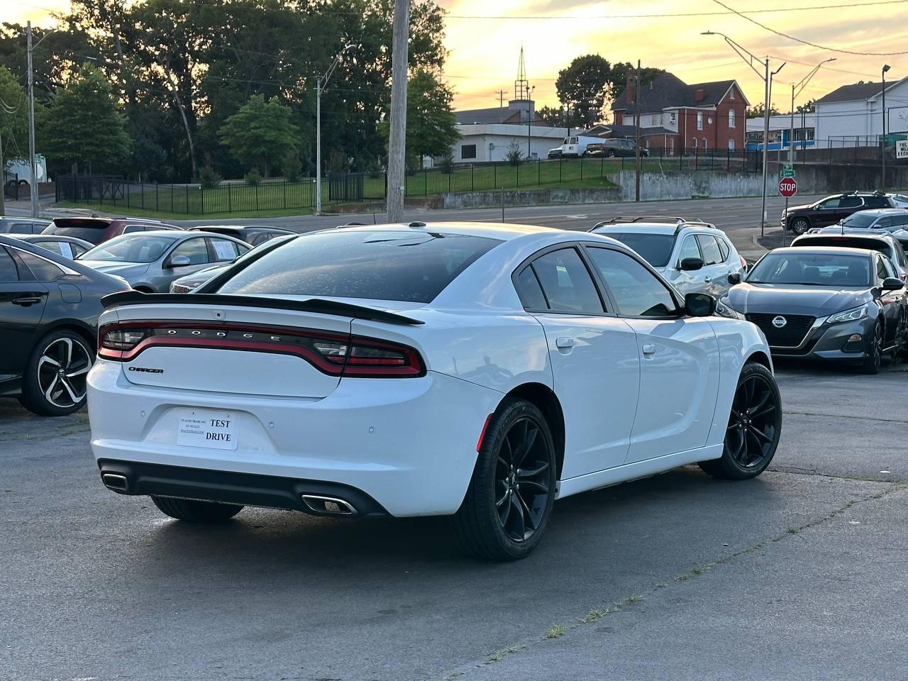 Dodge Charger SXT 2018