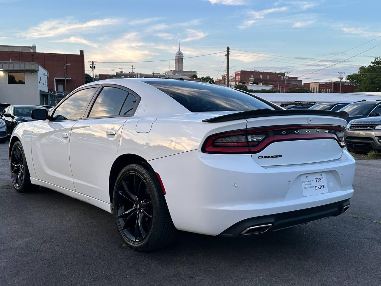 Dodge Charger SXT 2018