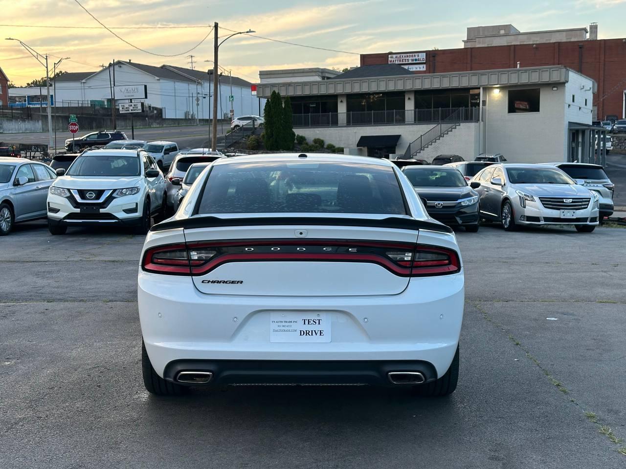 Dodge Charger SXT 2018