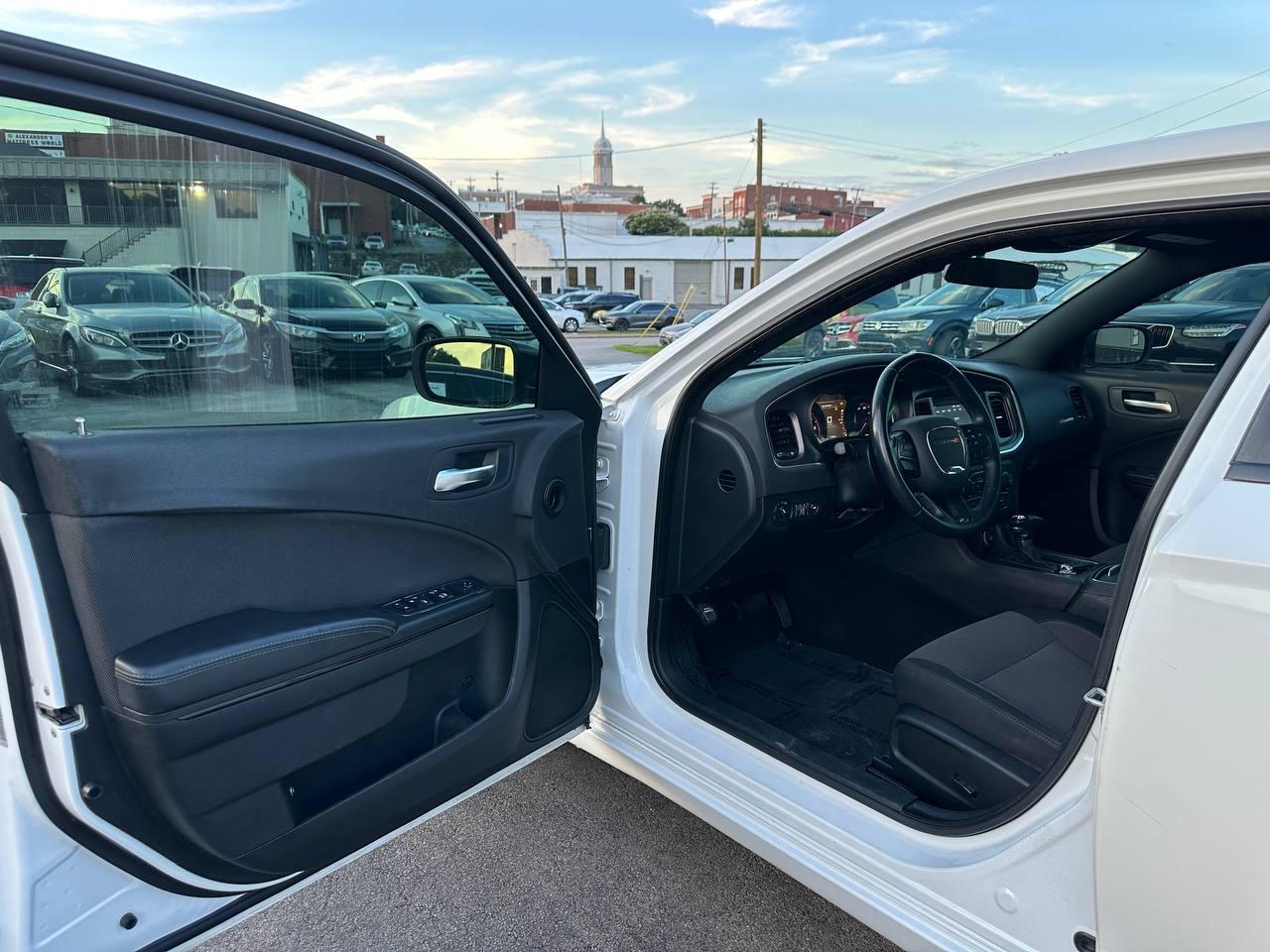Dodge Charger SXT 2018