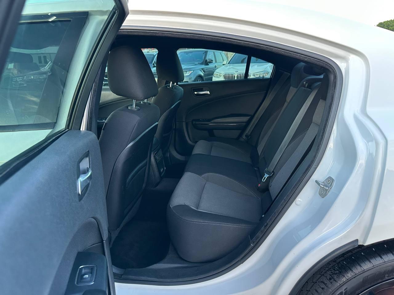 Dodge Charger SXT 2018