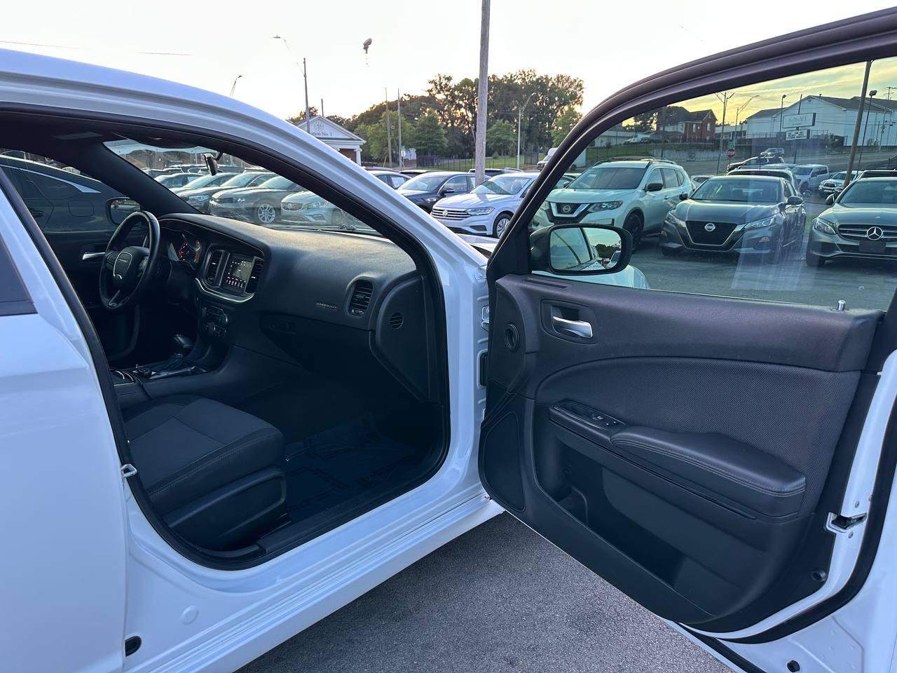 Dodge Charger SXT 2018