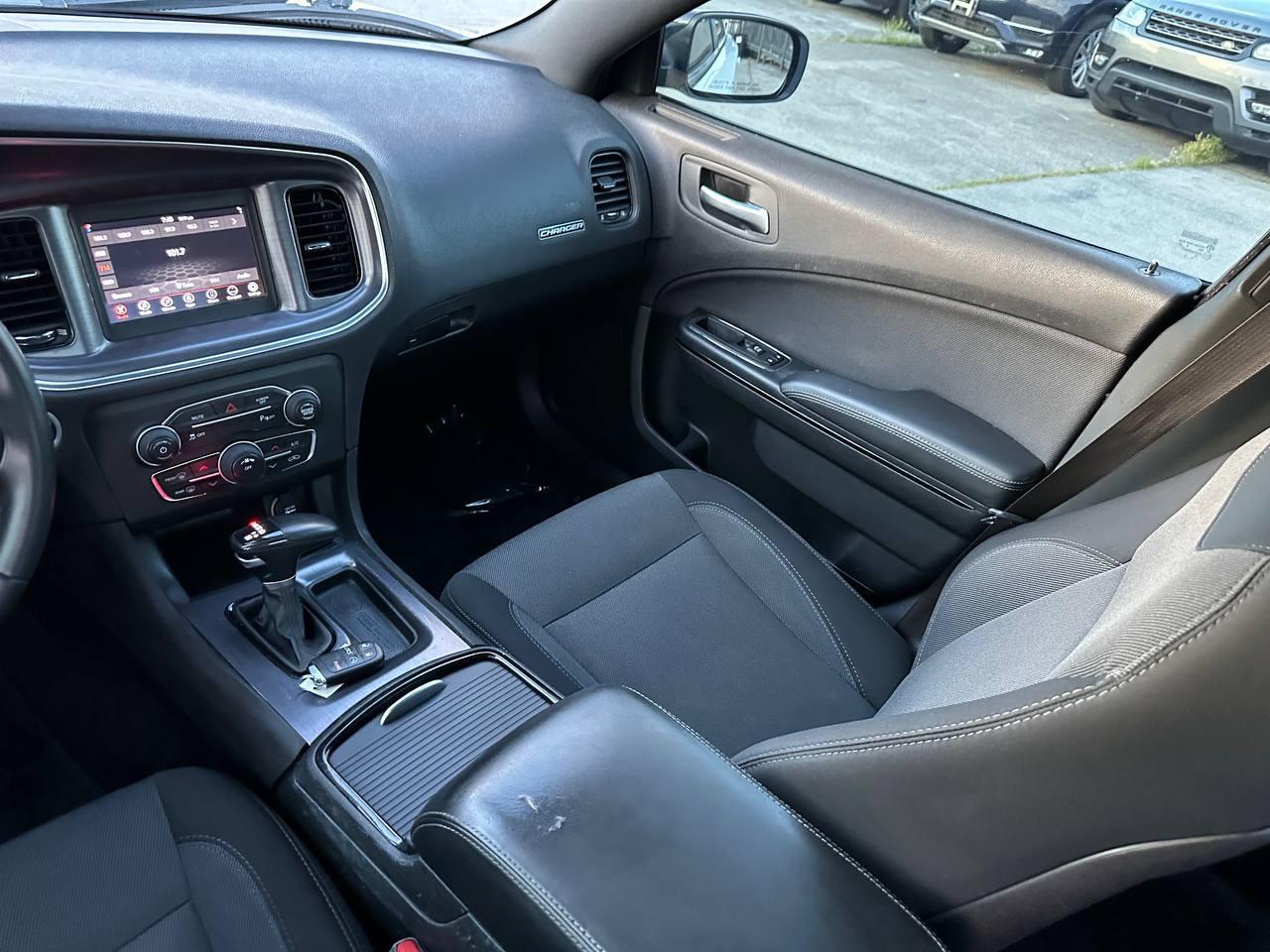 Dodge Charger SXT 2018