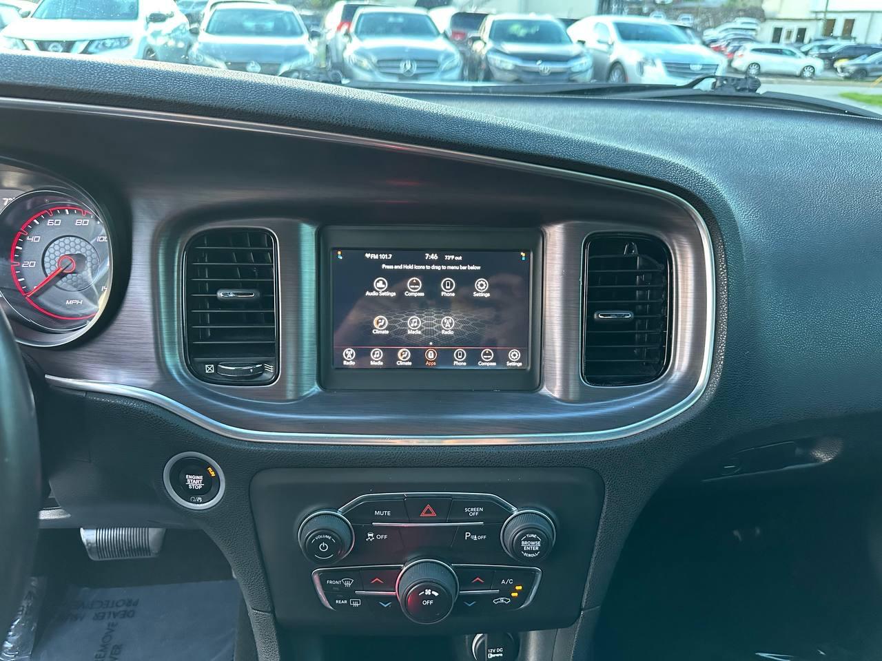 Dodge Charger SXT 2018