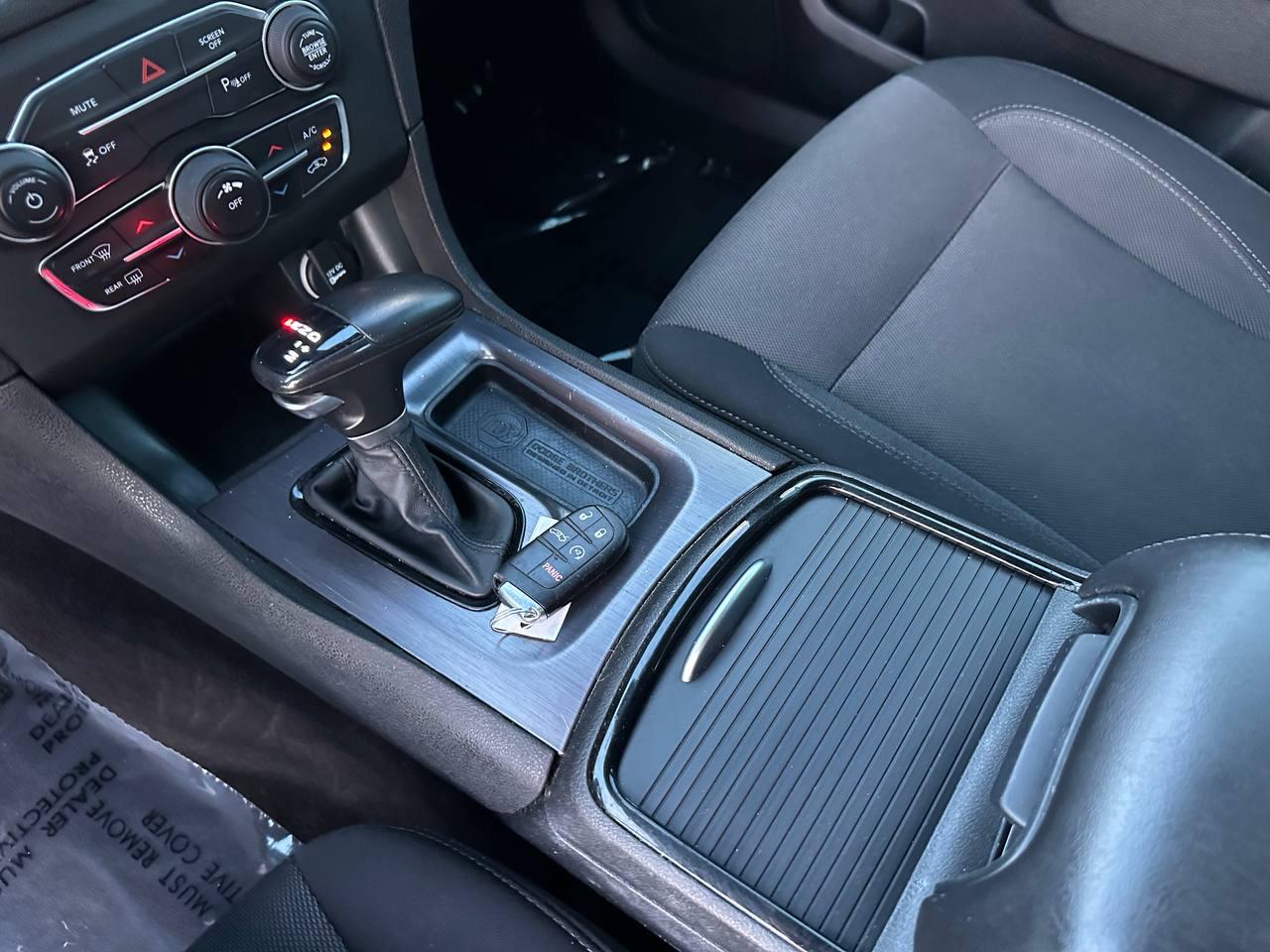 Dodge Charger SXT 2018
