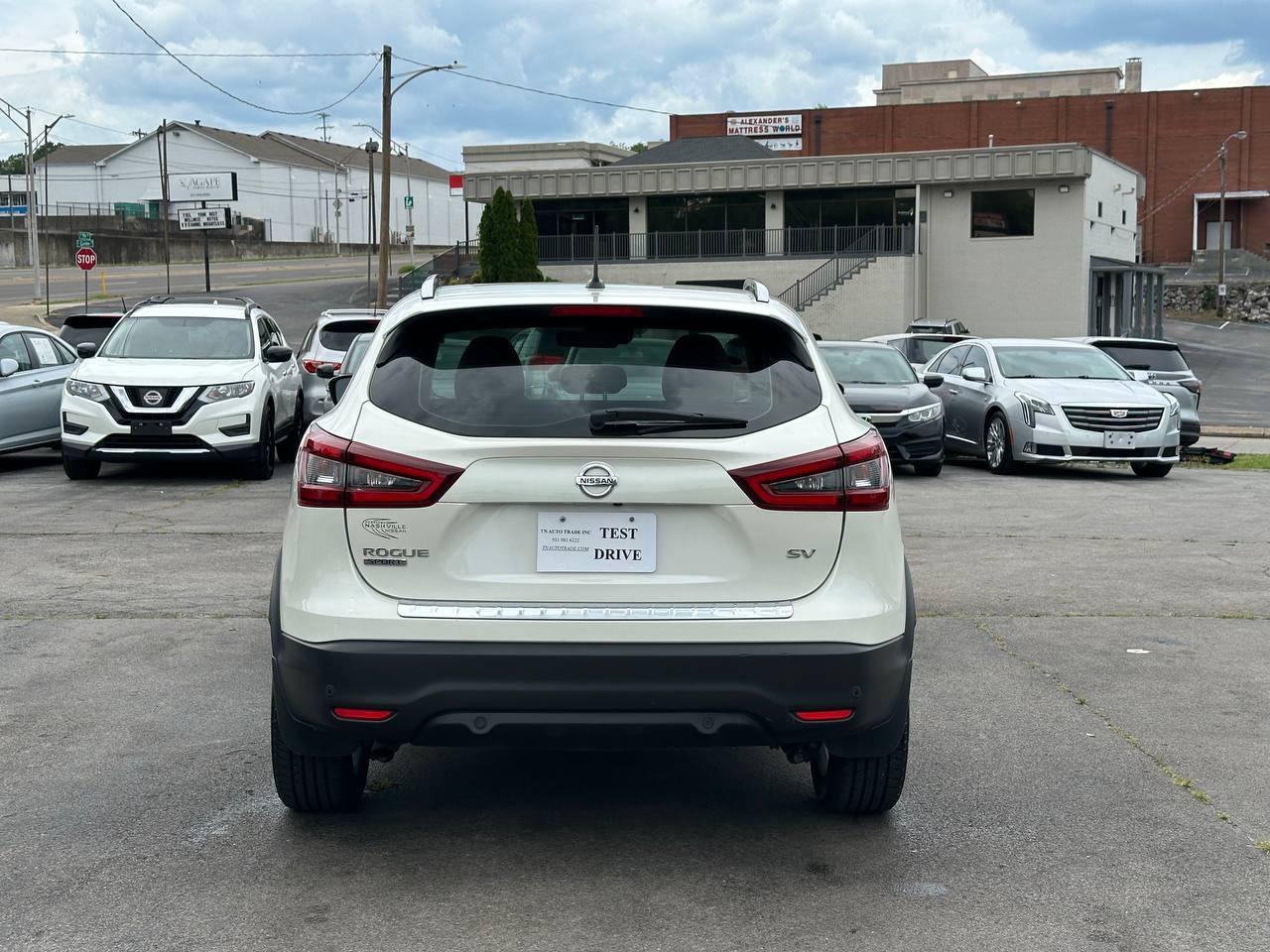 Nissan Rogue Sport SV 2020