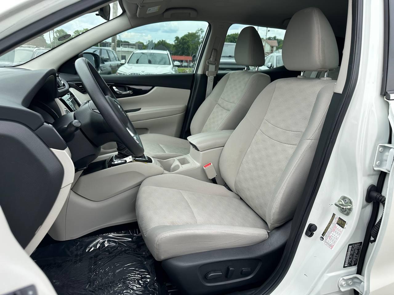 Nissan Rogue Sport SV 2020