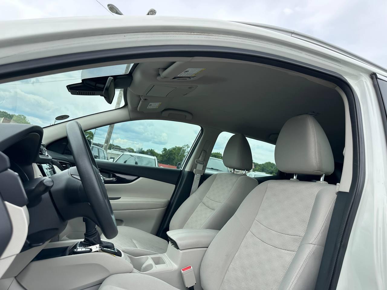 Nissan Rogue Sport SV 2020